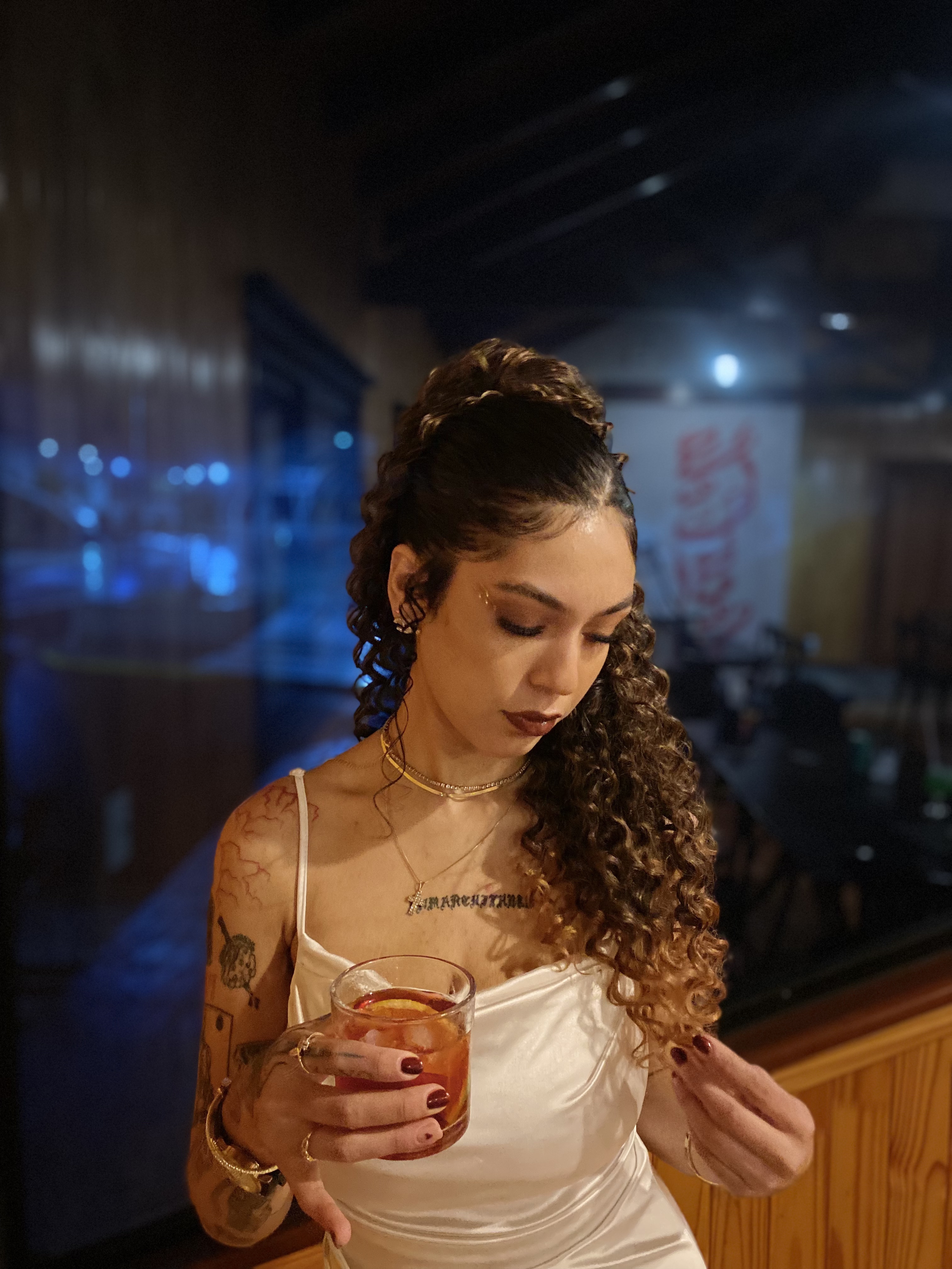Tinder profile picture for @lady