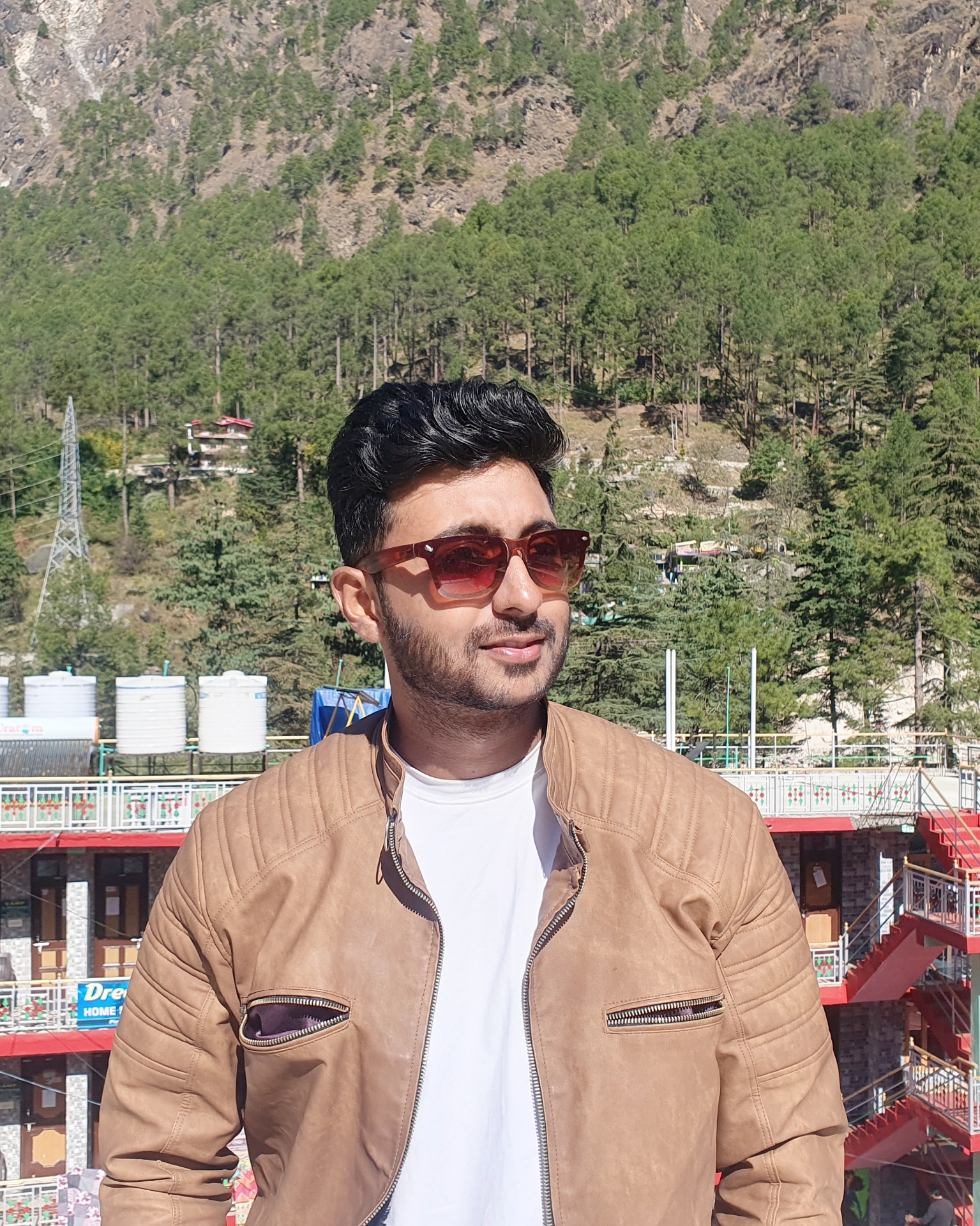 Tinder profile picture for @umair