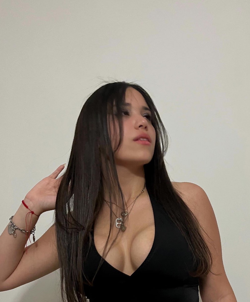 Tinder profile picture for @lin1