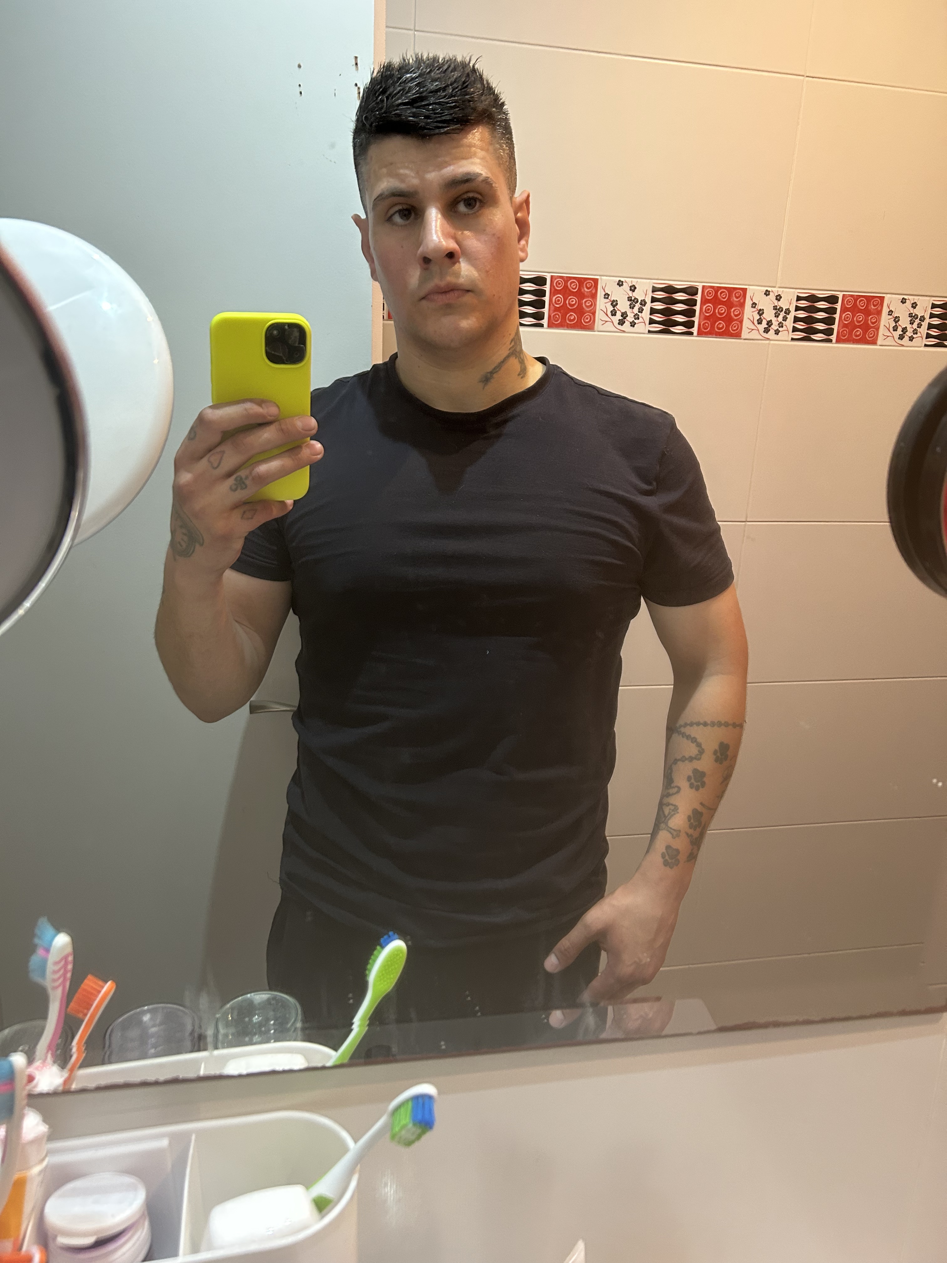 Tinder profile picture for @eloy