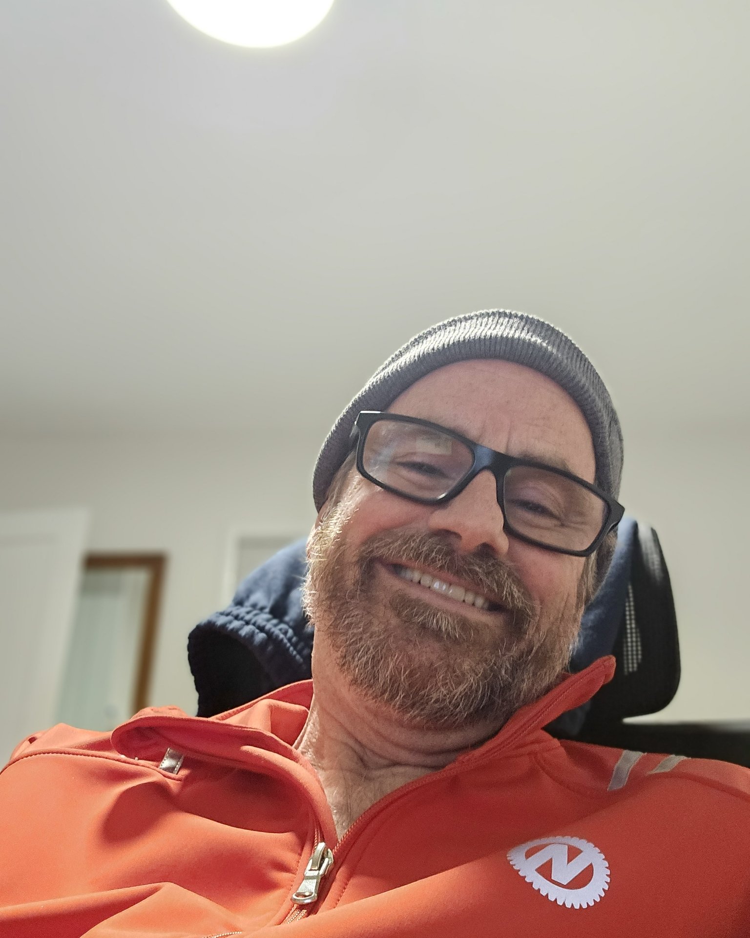 Tinder profile picture for @are
