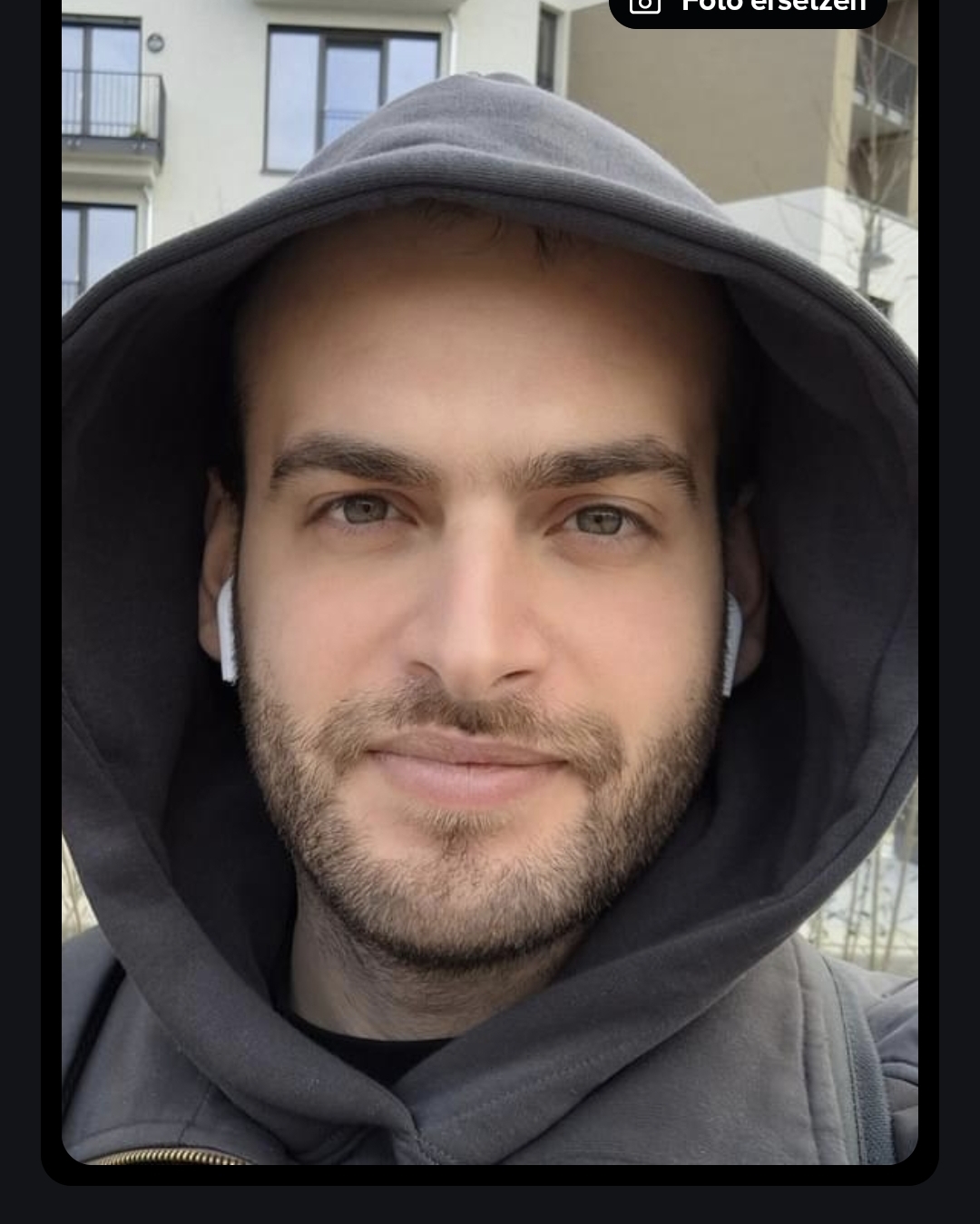 Tinder profile picture for @gdeed