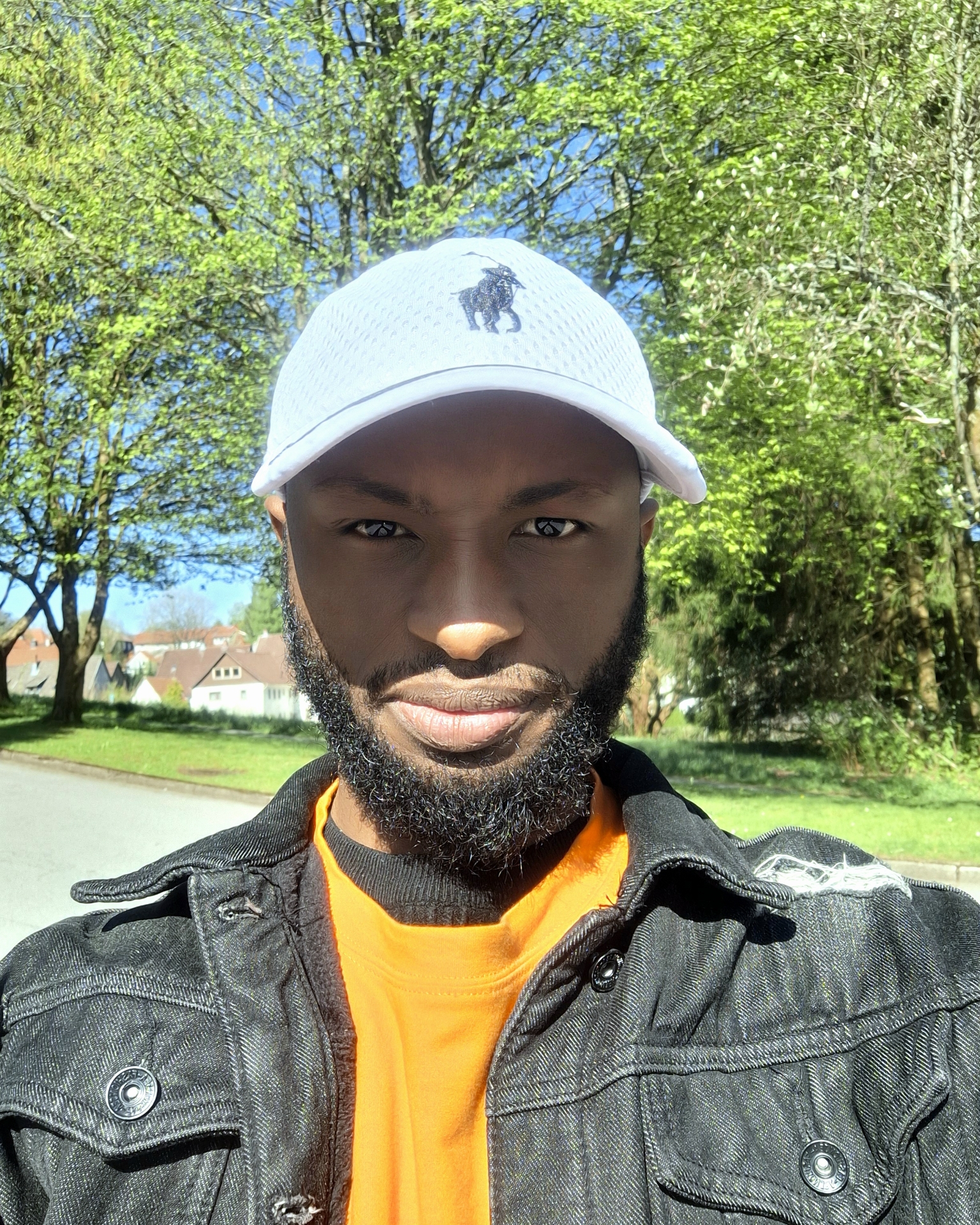 Tinder profile picture for @saleh