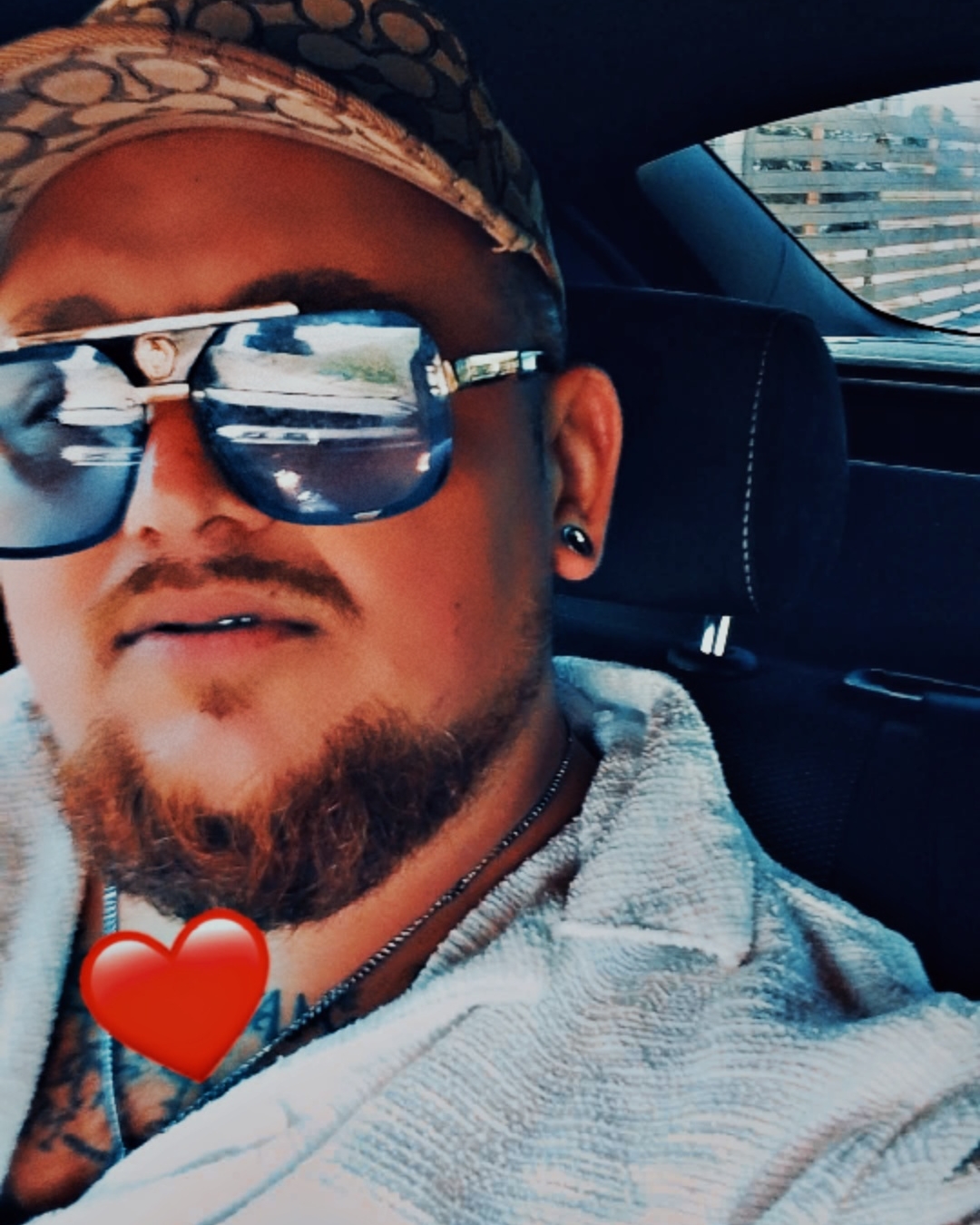 Tinder profile picture for @smoker