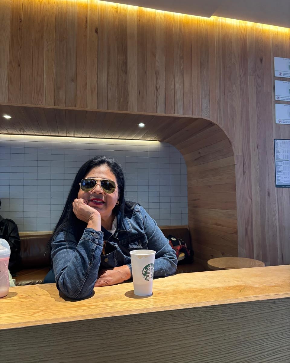 Tinder profile picture for @iliana