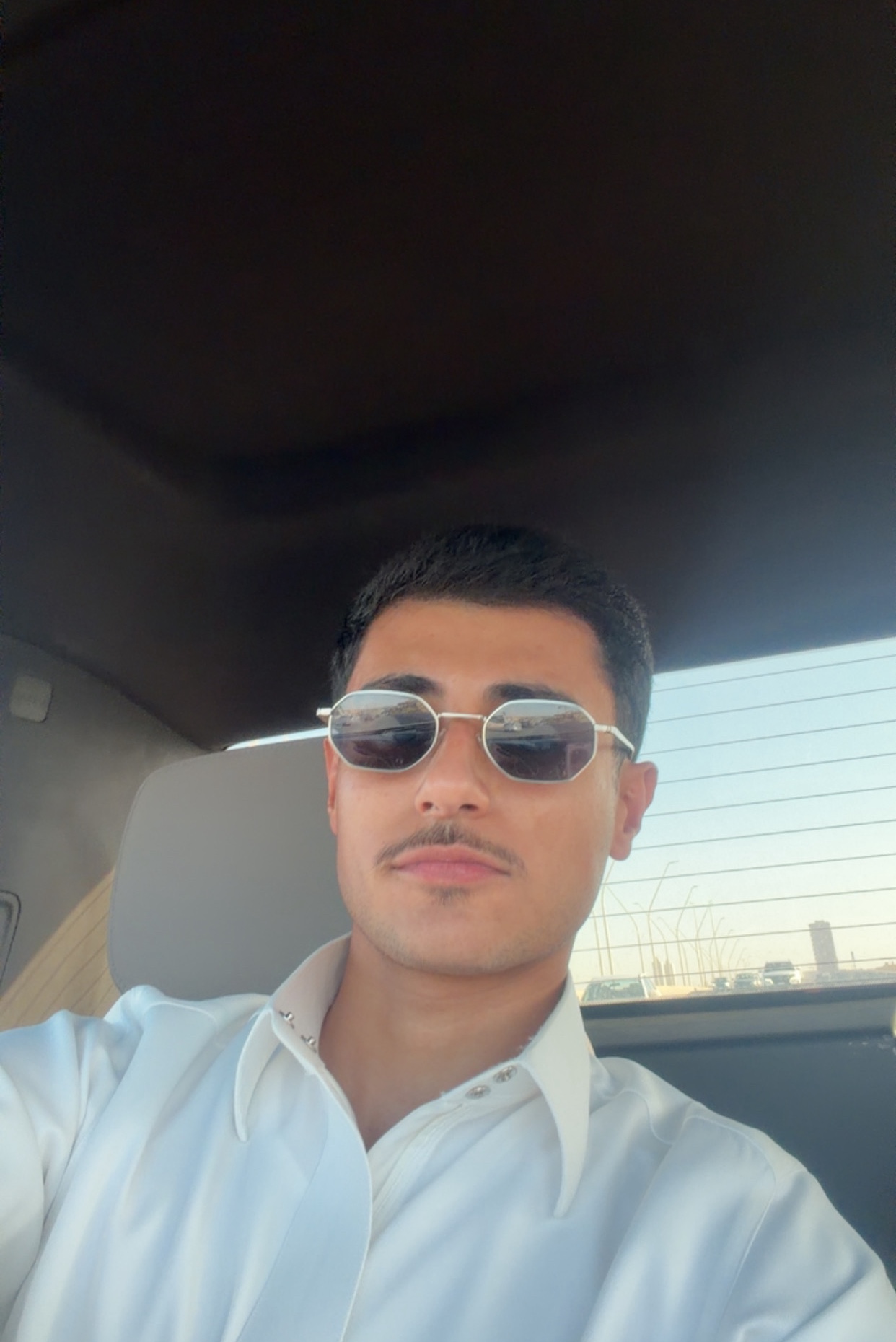Tinder profile picture for @msm