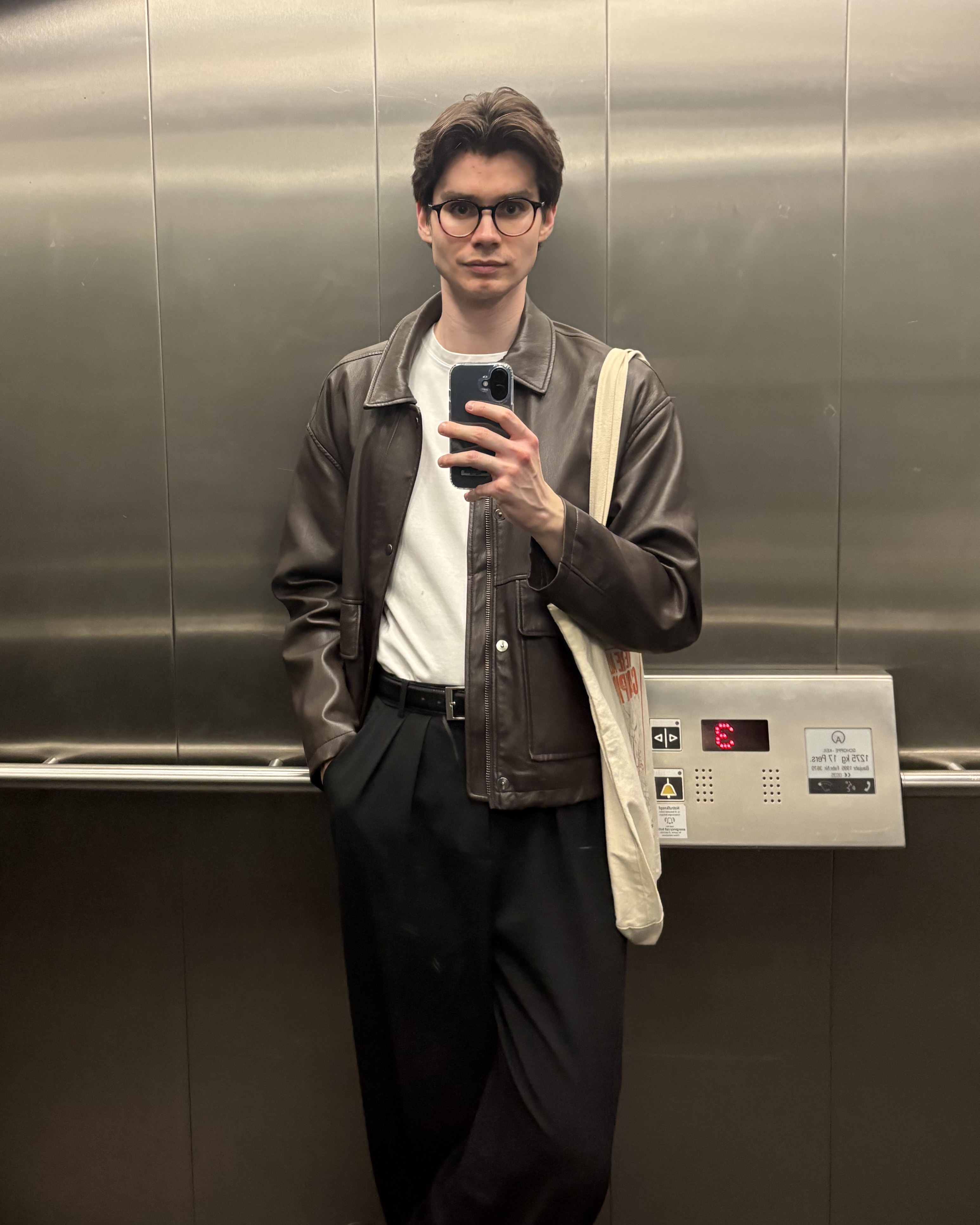 Tinder profile picture for @tester