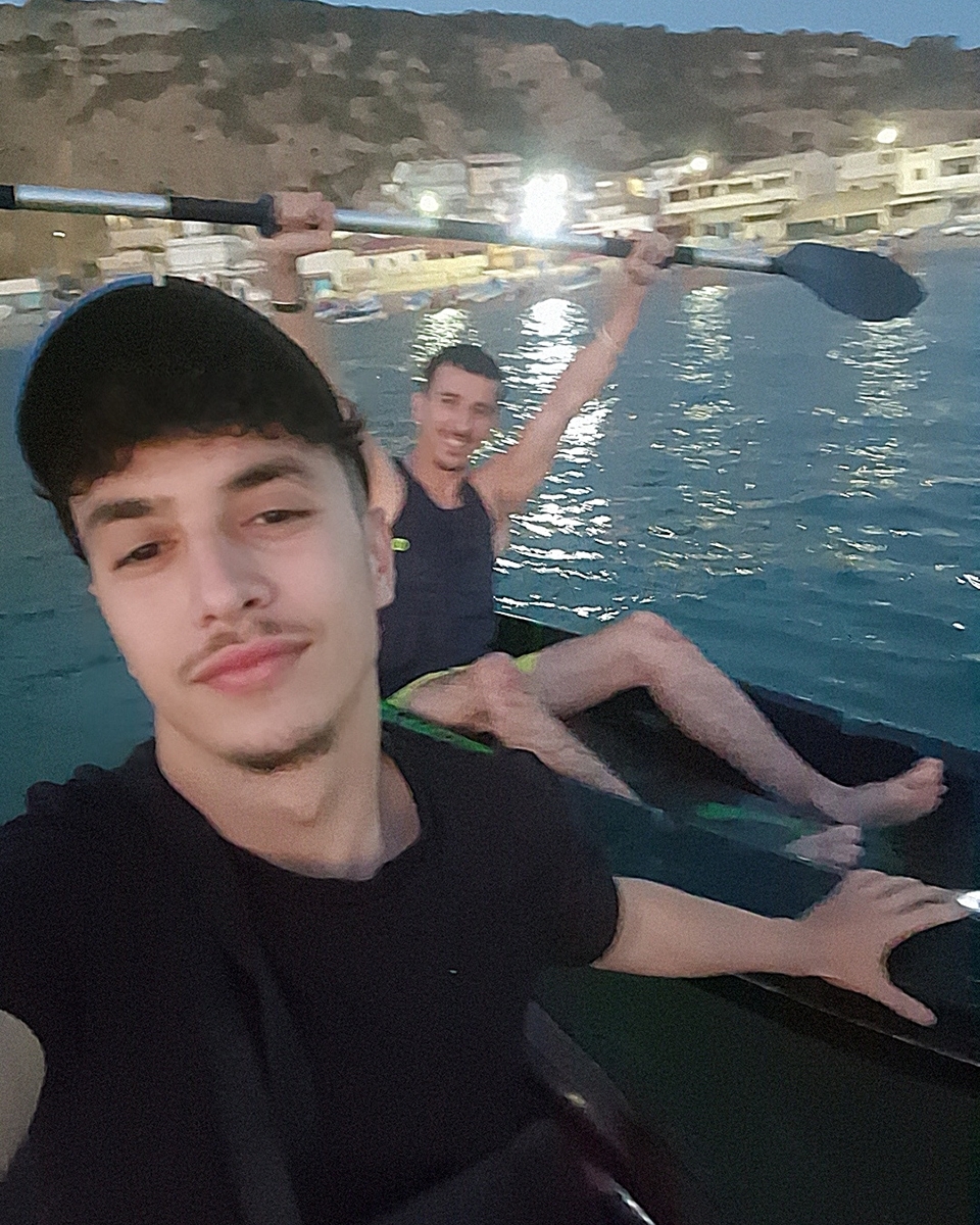 Tinder profile picture for @vertex