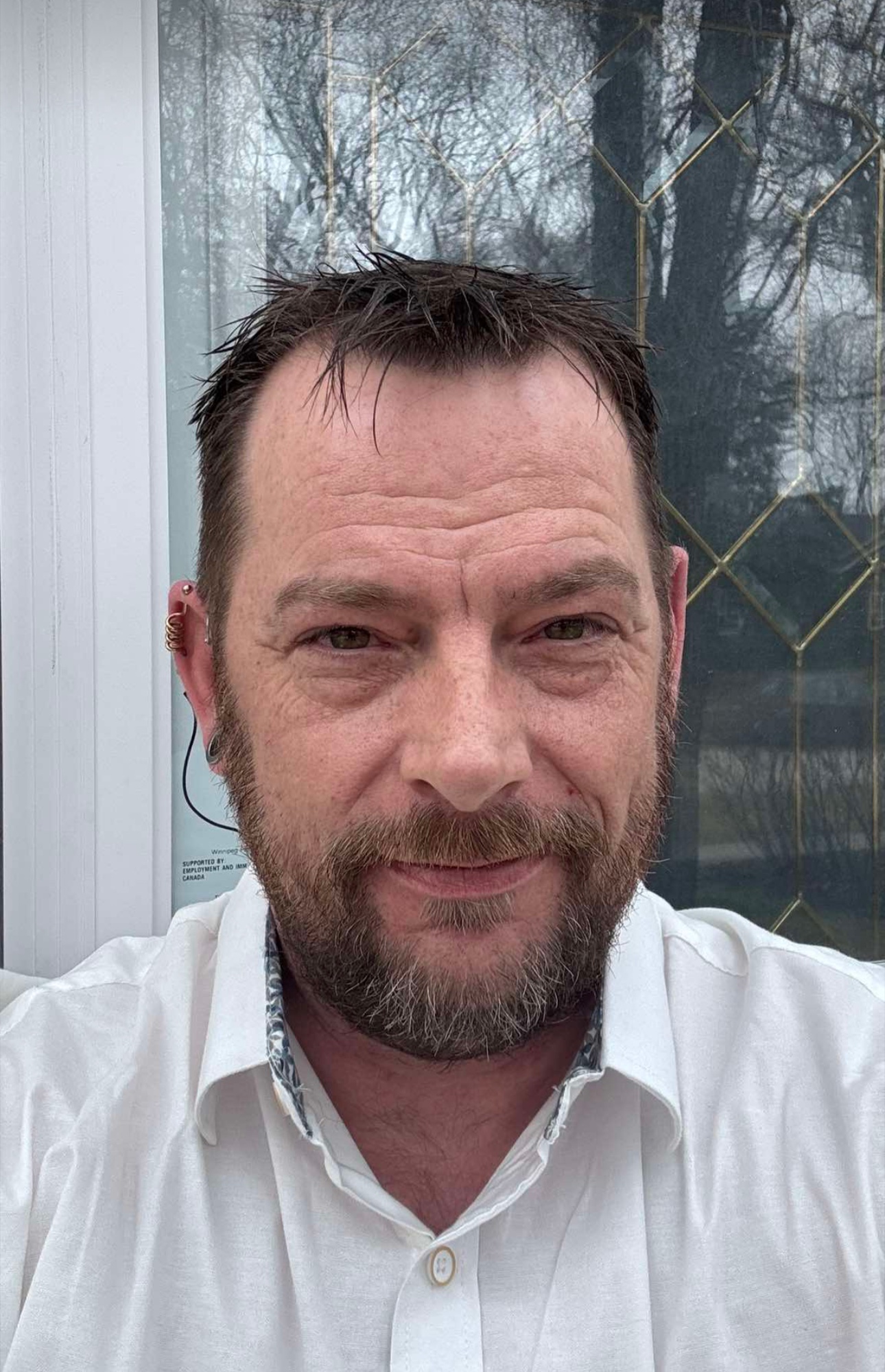 Tinder profile picture for @fungi