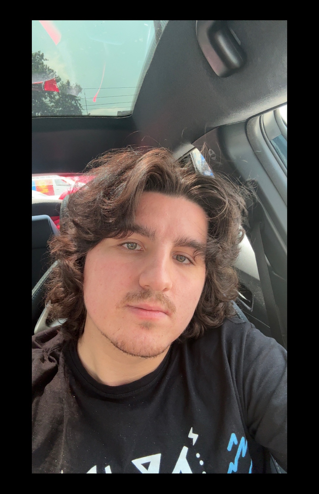 Tinder profile picture for @furkwn16