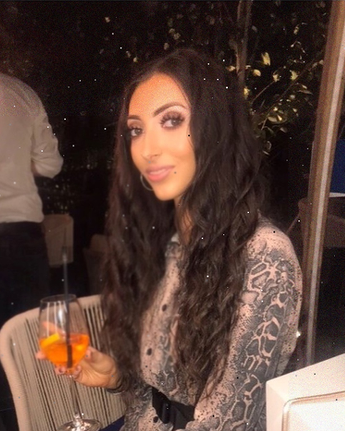 Tinder profile picture for @chic