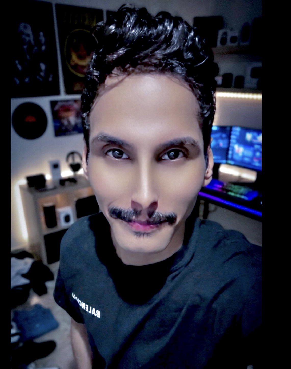Tinder profile picture for @rshod