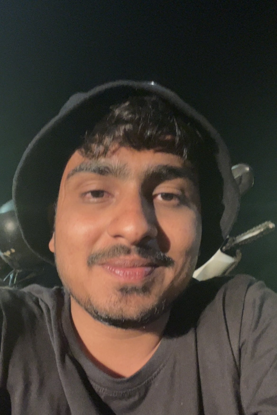 Tinder profile picture for @kulkarni
