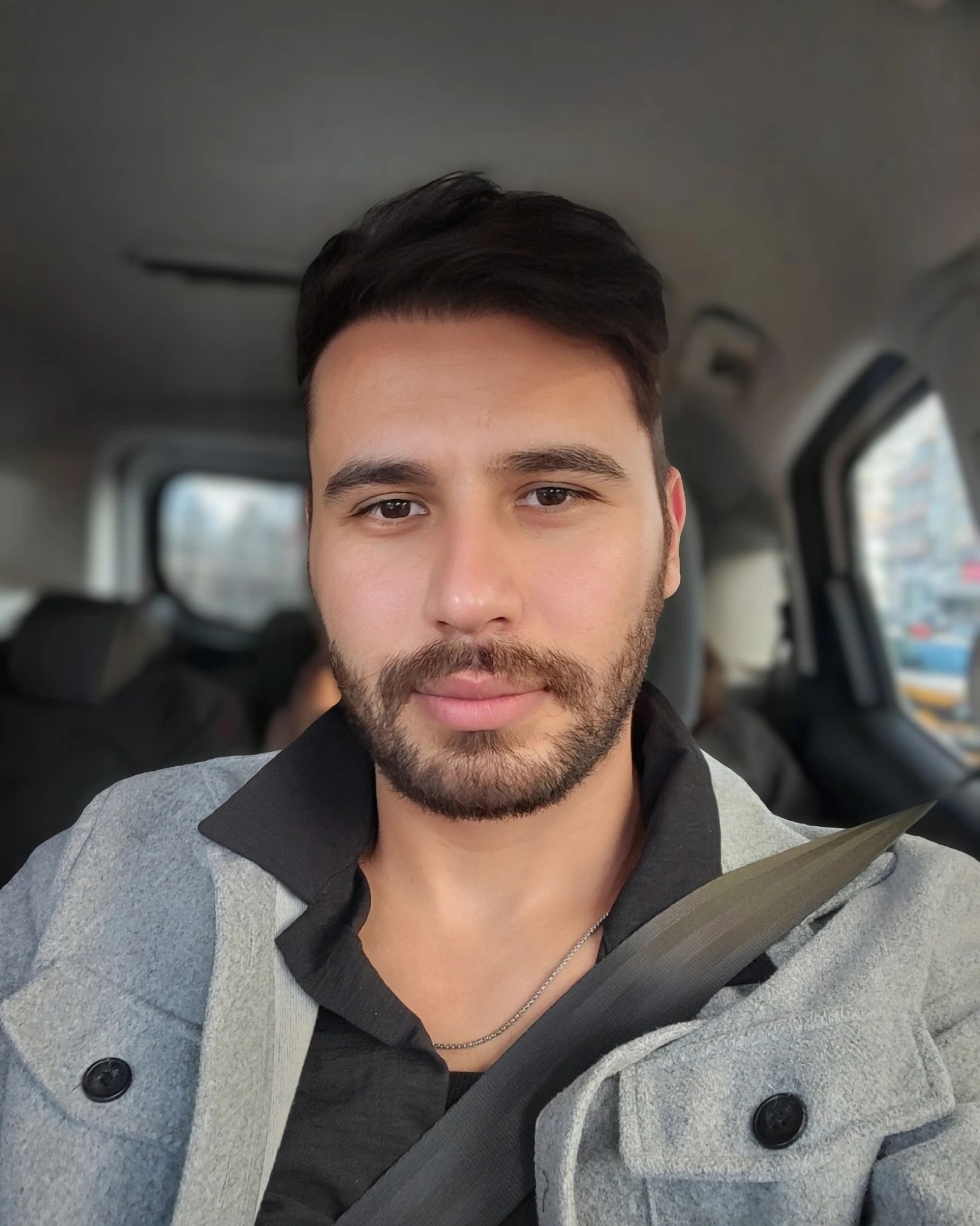 Tinder profile picture for @midou