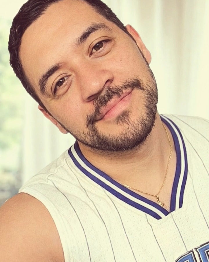 Tinder profile picture for @wai
