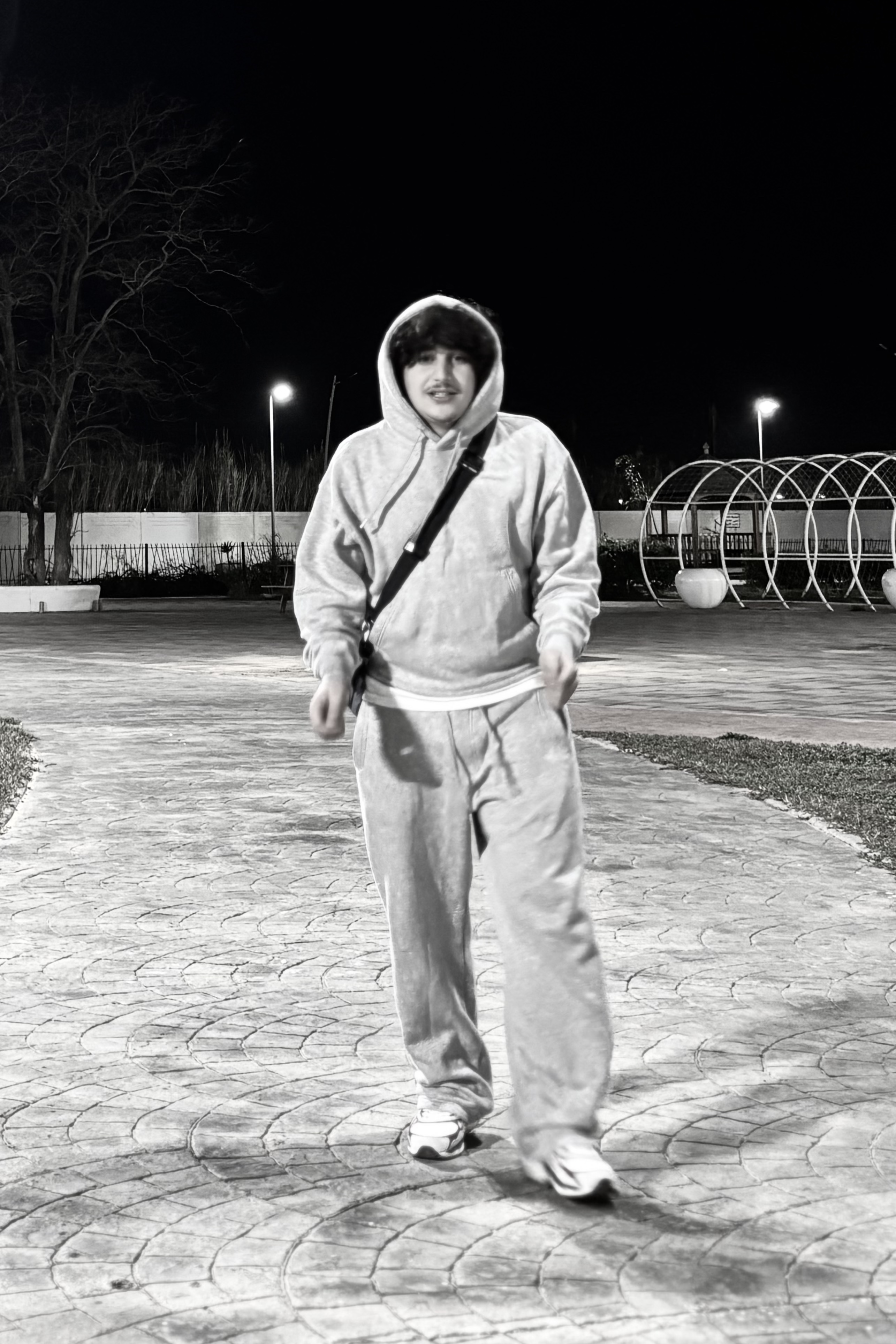 Tinder profile picture for @pesto