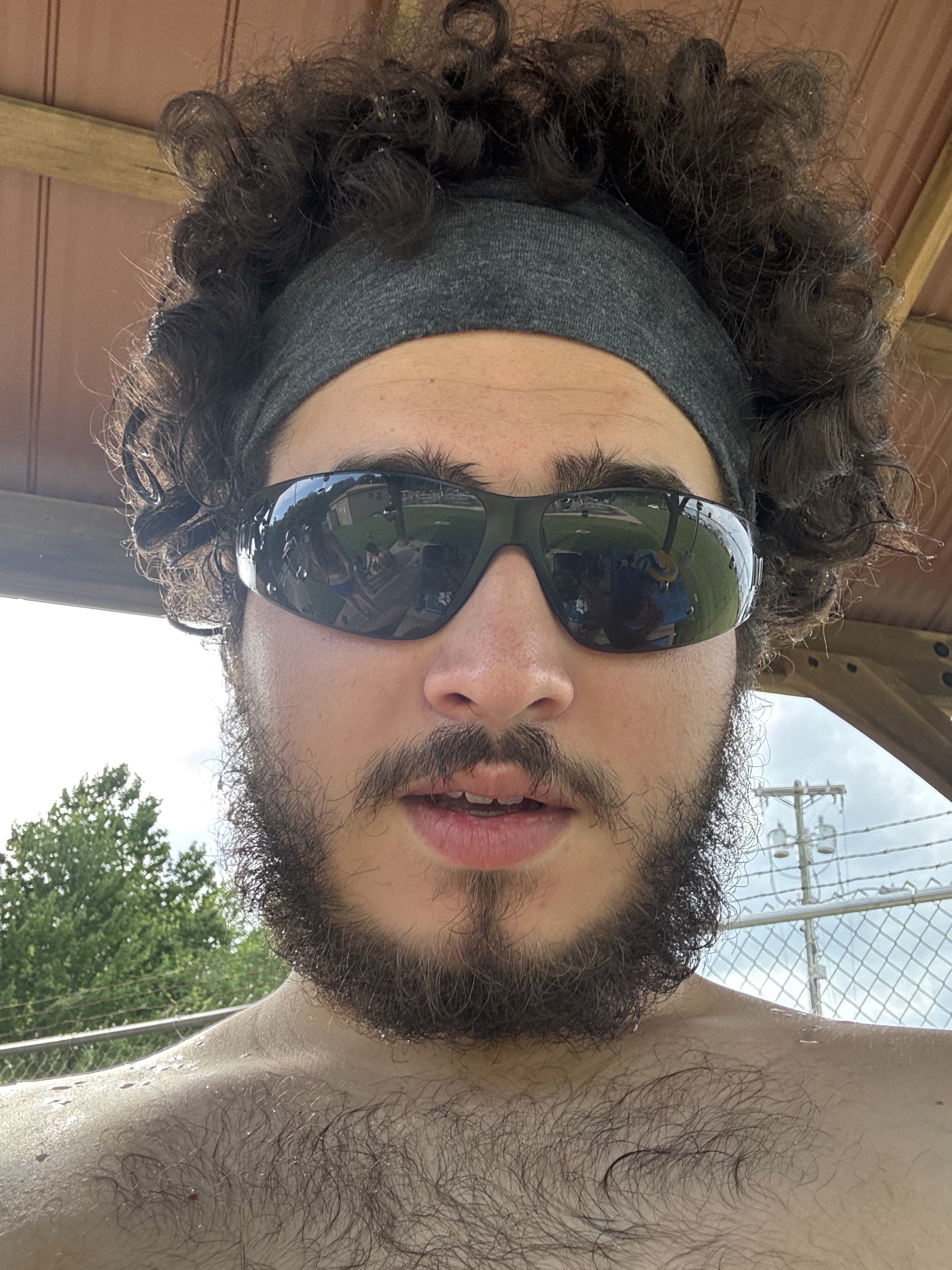 Tinder profile picture for @freak