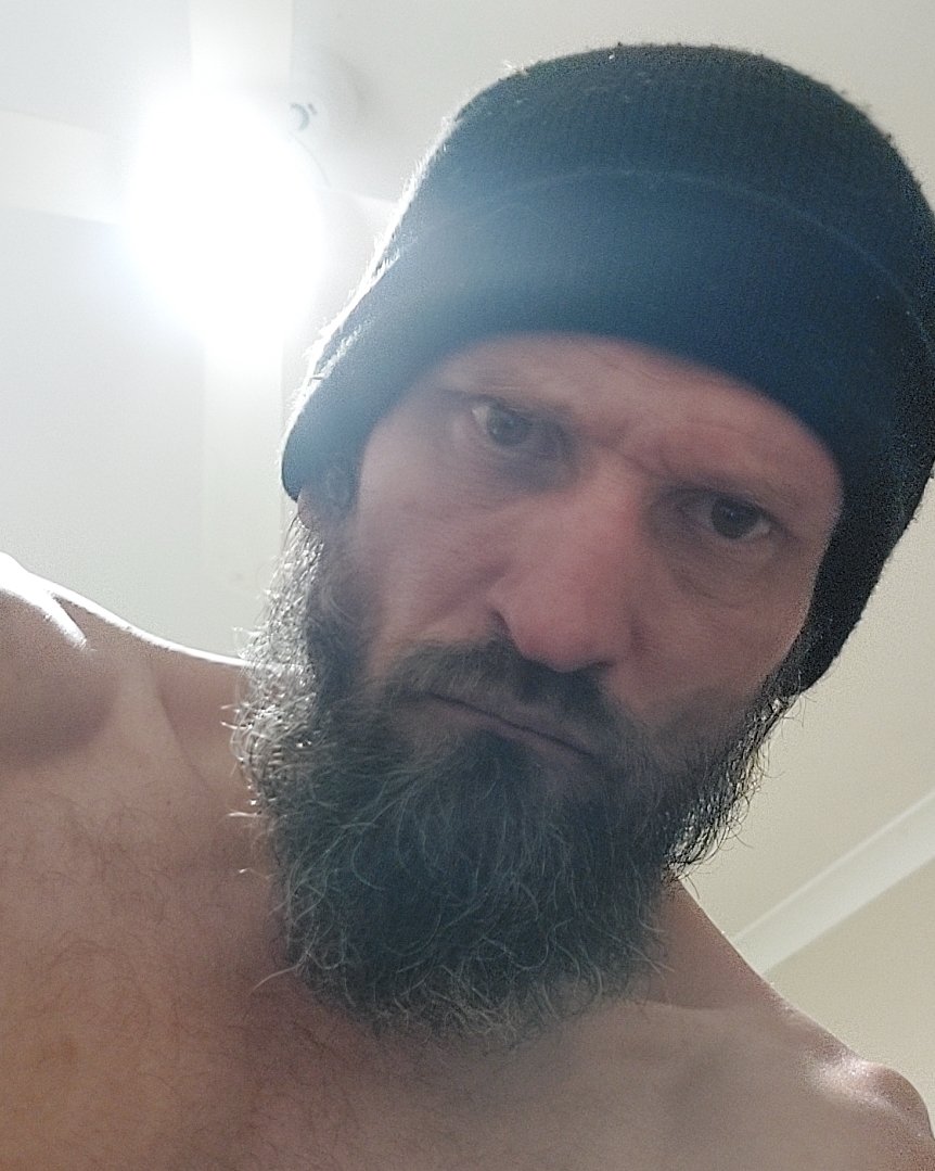 Tinder profile picture for @rowdy