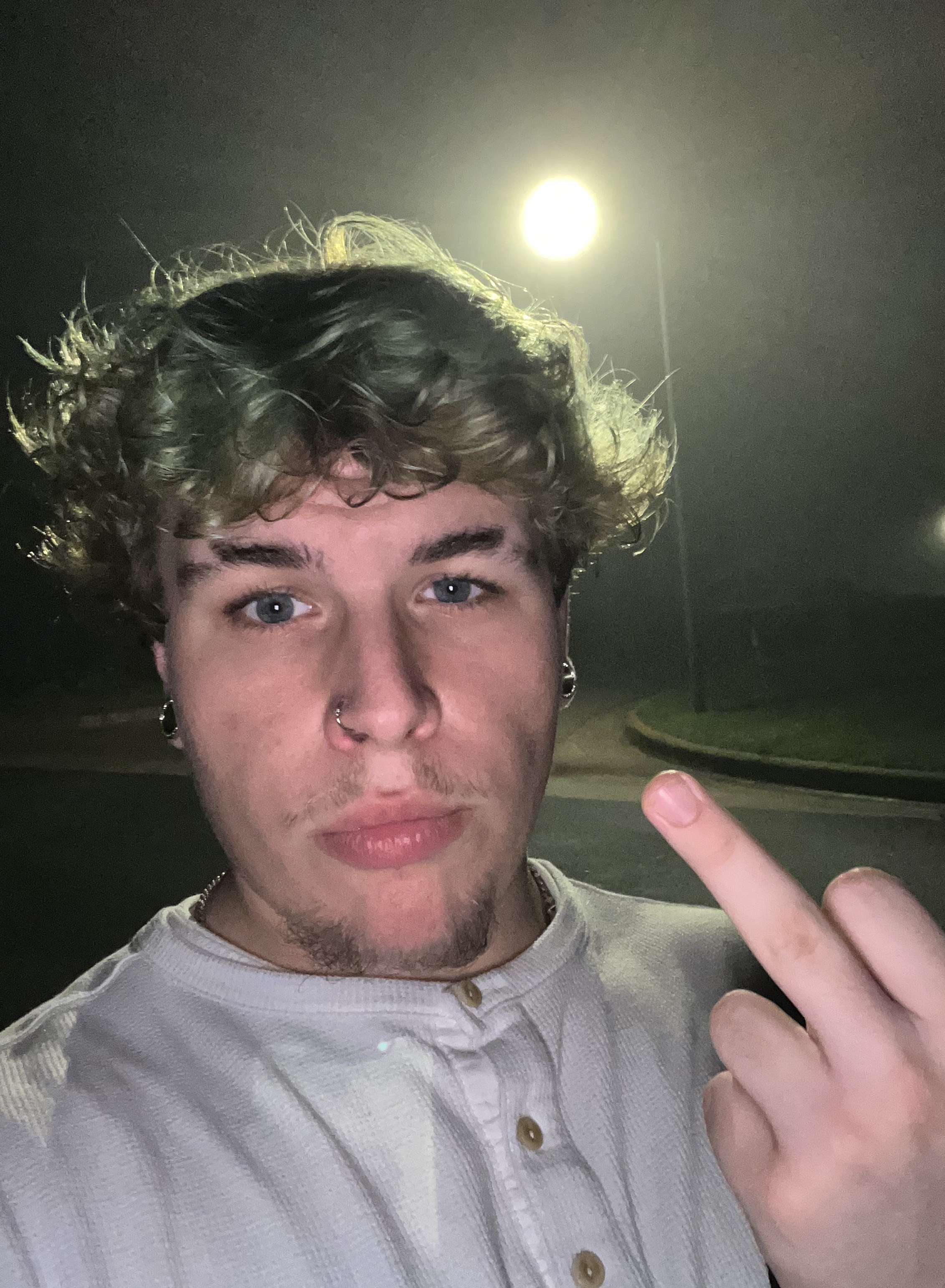 Tinder profile picture for @blam