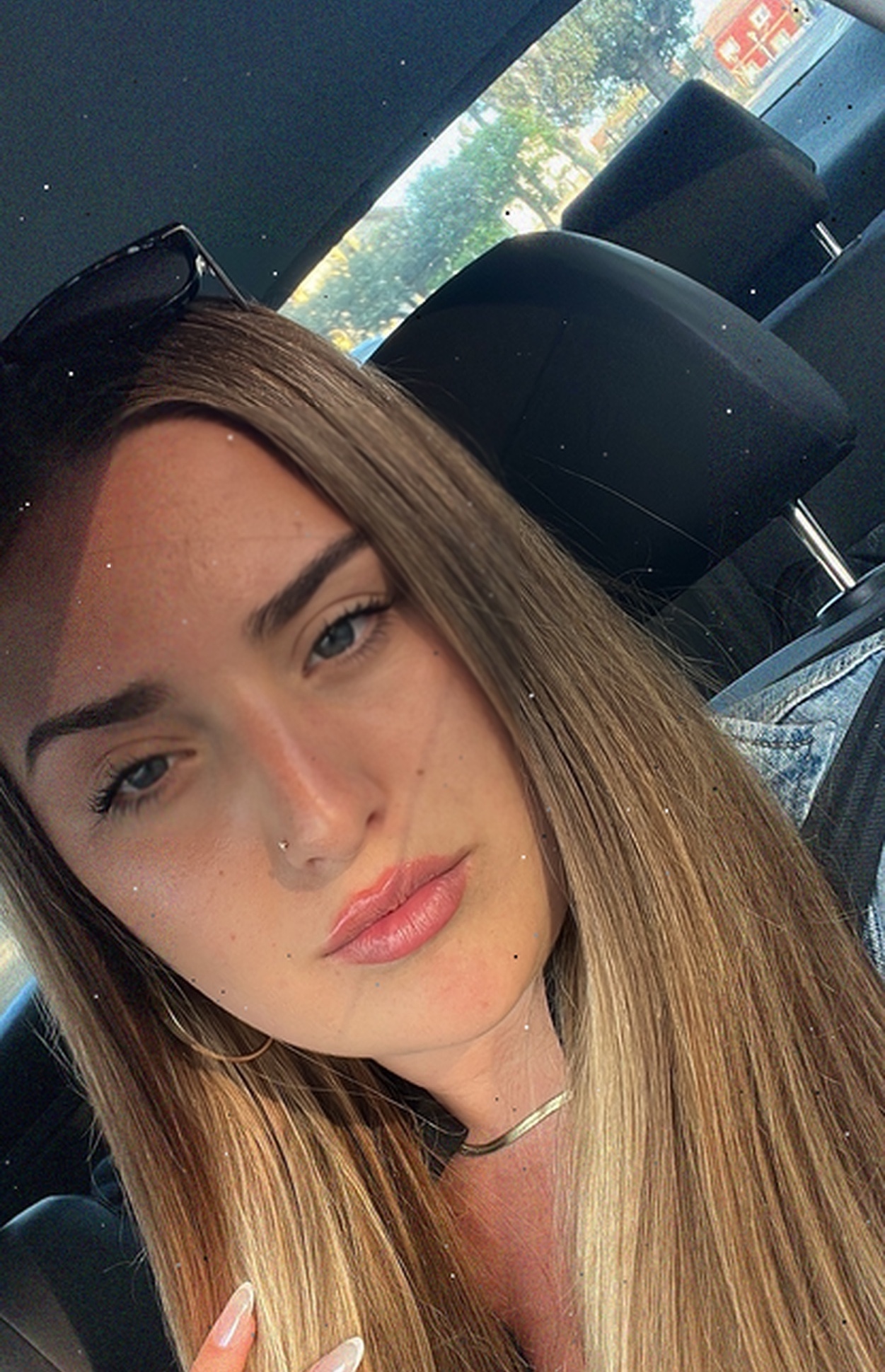 Tinder profile picture for @dated