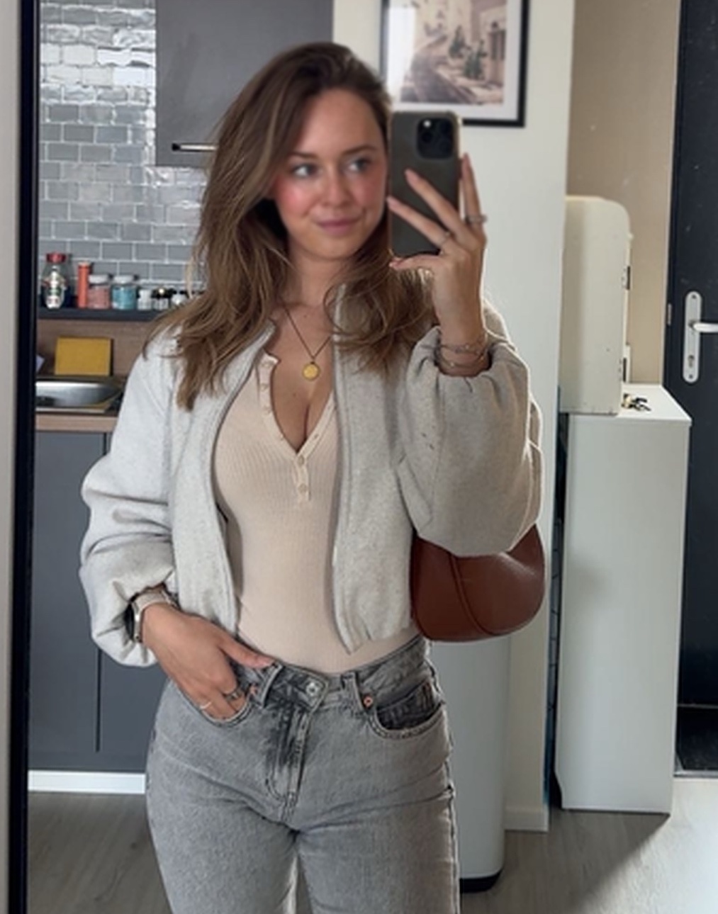 Tinder profile picture for @backfiring