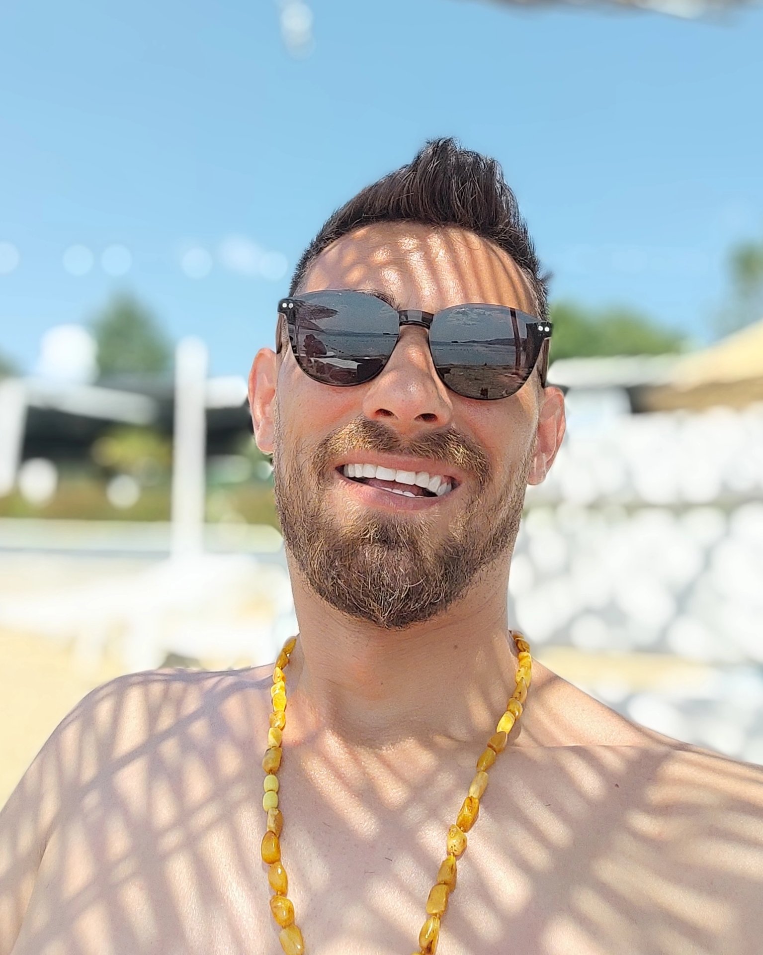 Tinder profile picture for @legend