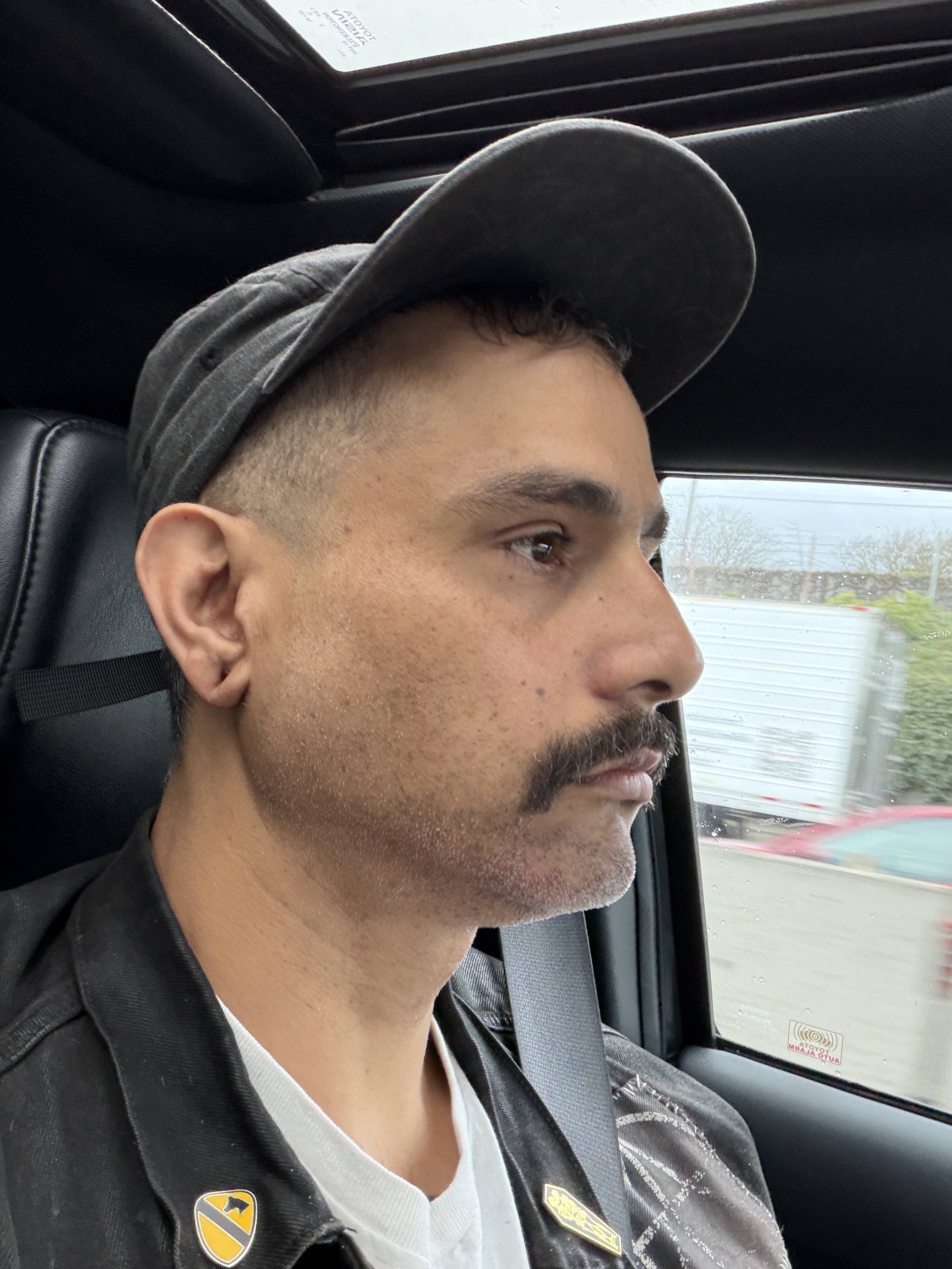 Tinder profile picture for @sidecar