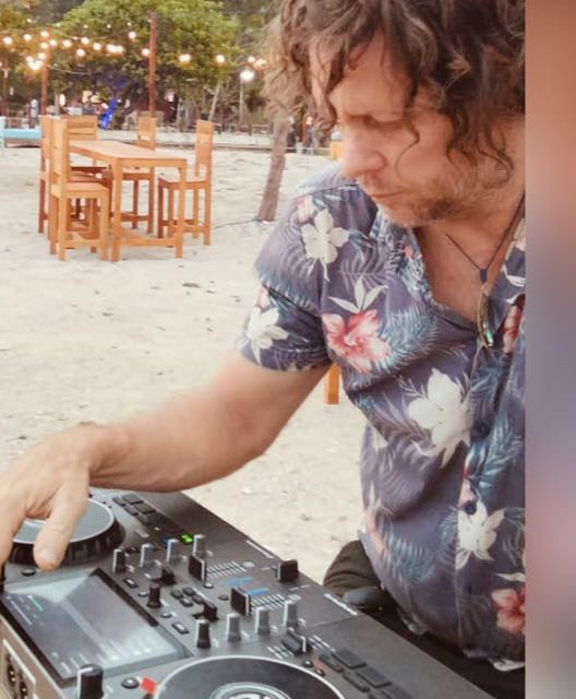 Tinder profile picture for @disco