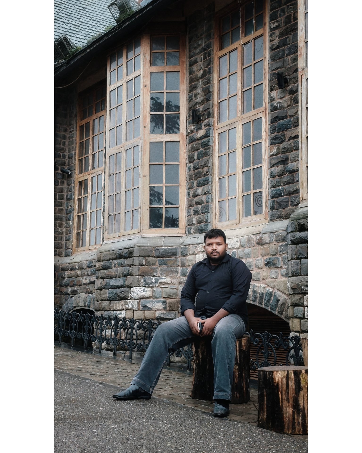 Tinder profile picture for @lavi