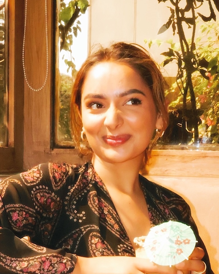 Tinder profile picture for @violet12