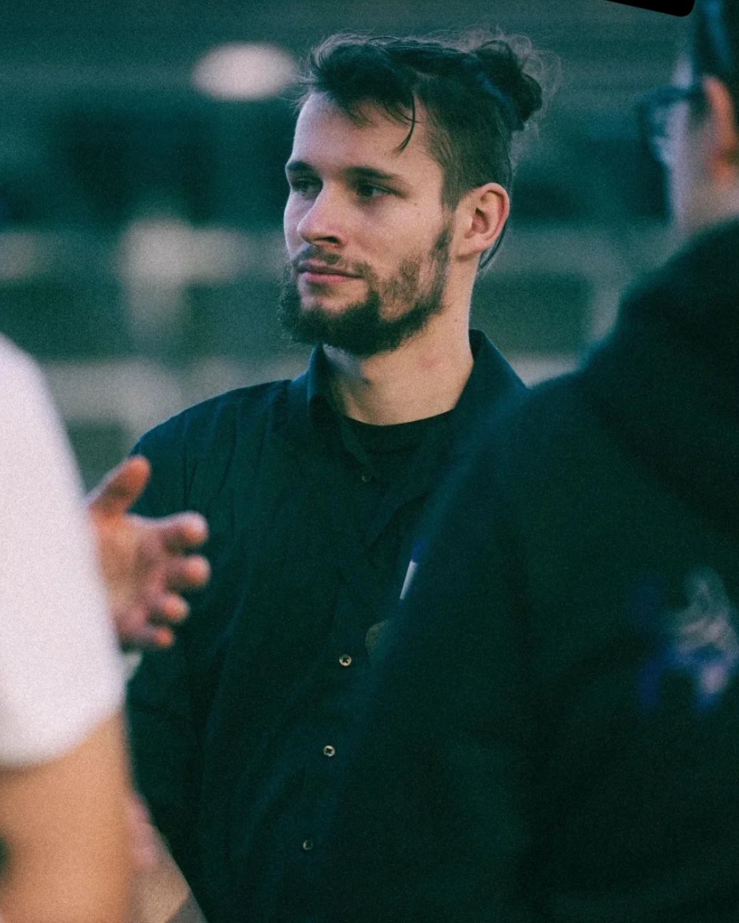 Tinder profile picture for @stepf