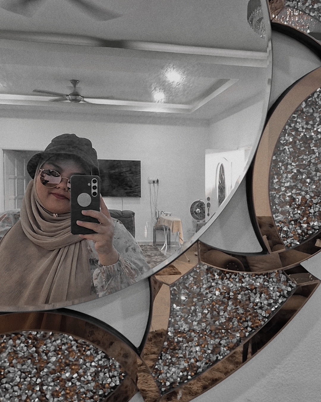 Tinder profile picture for @fazi