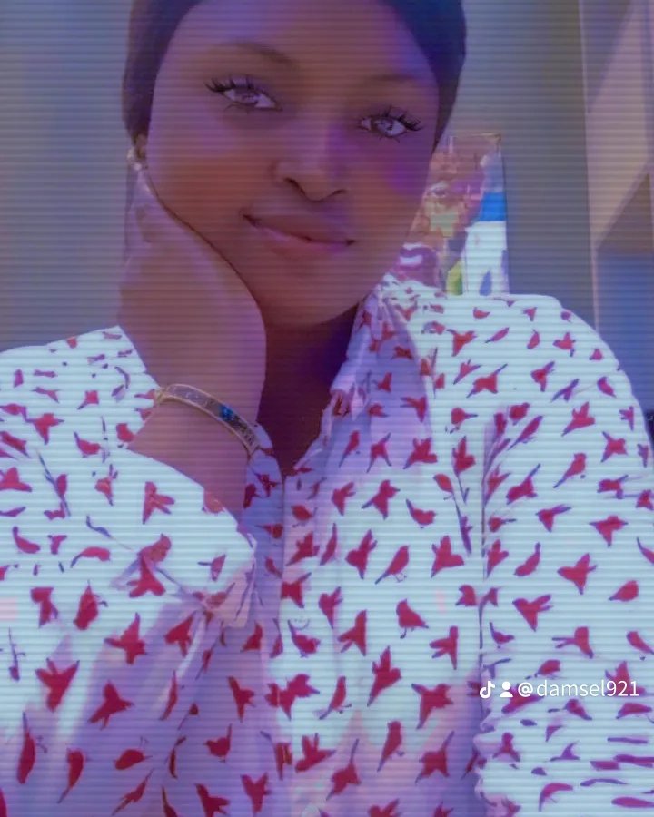 Tinder profile picture for @damsel
