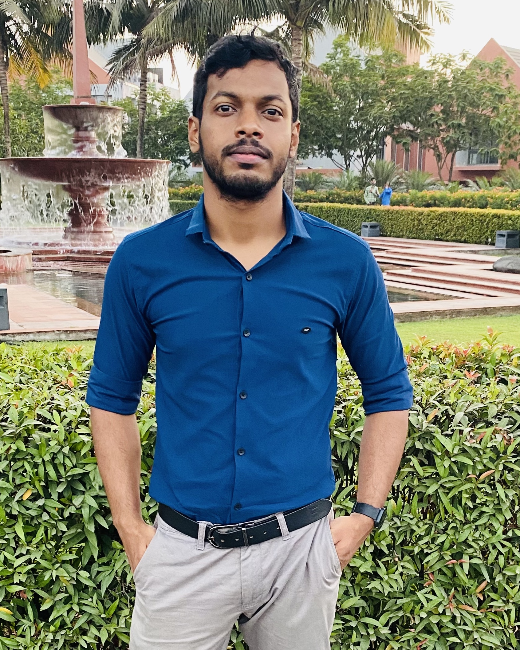 Tinder profile picture for @sri