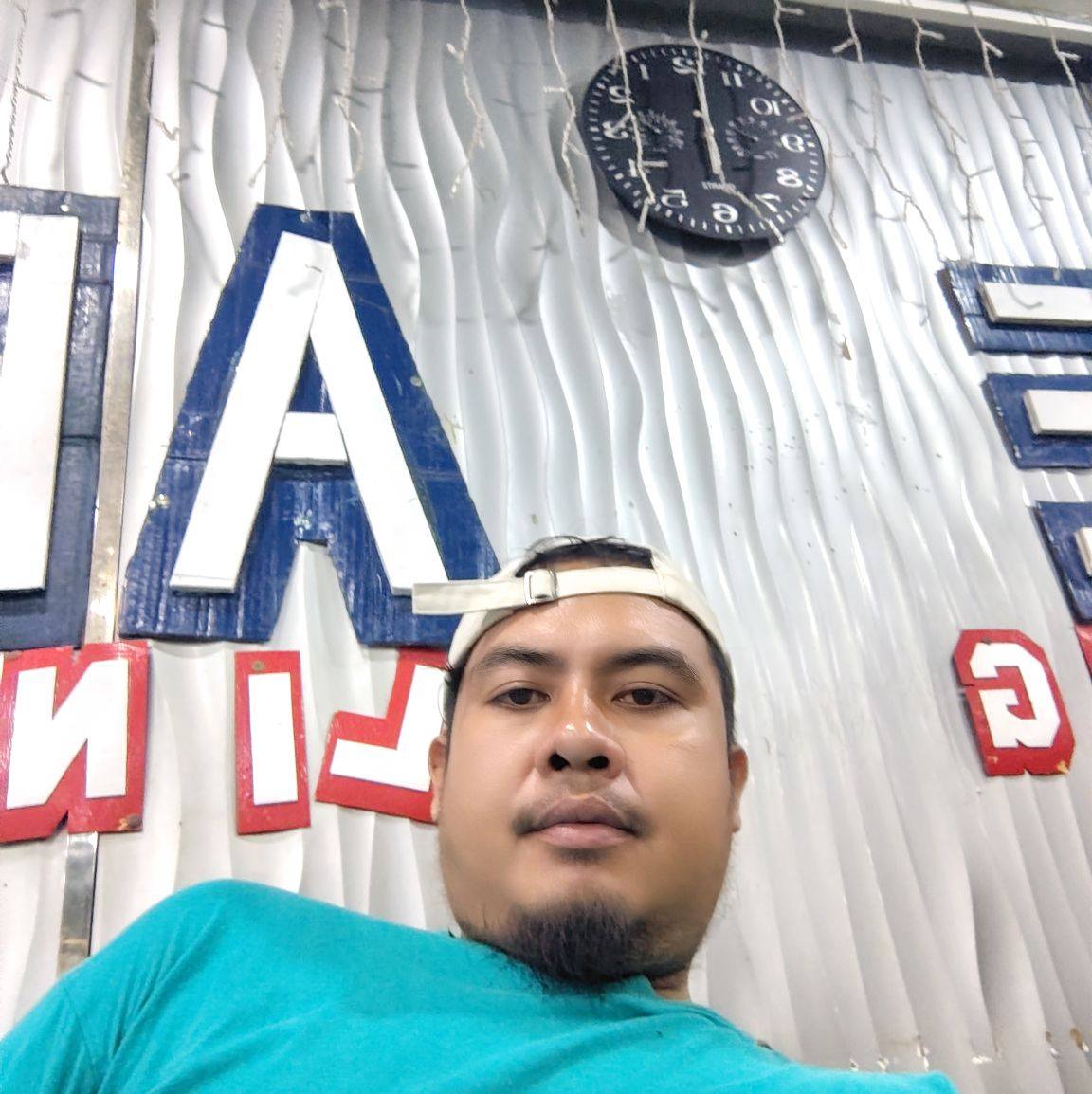 Tinder profile picture for @syed