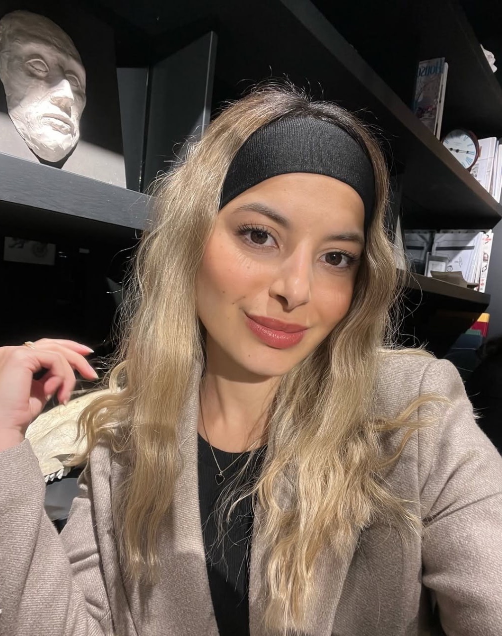 Tinder profile picture for @sparklers