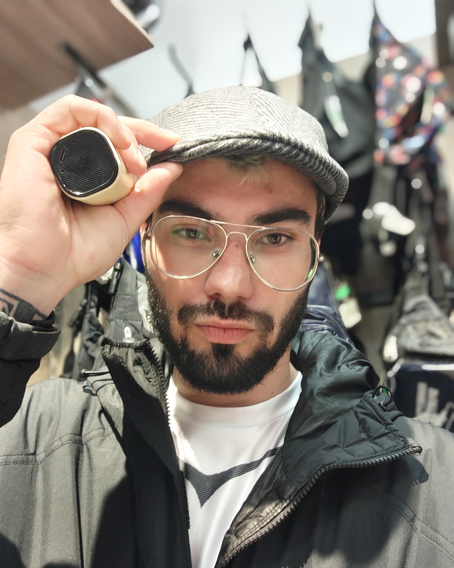Tinder profile picture for @csv