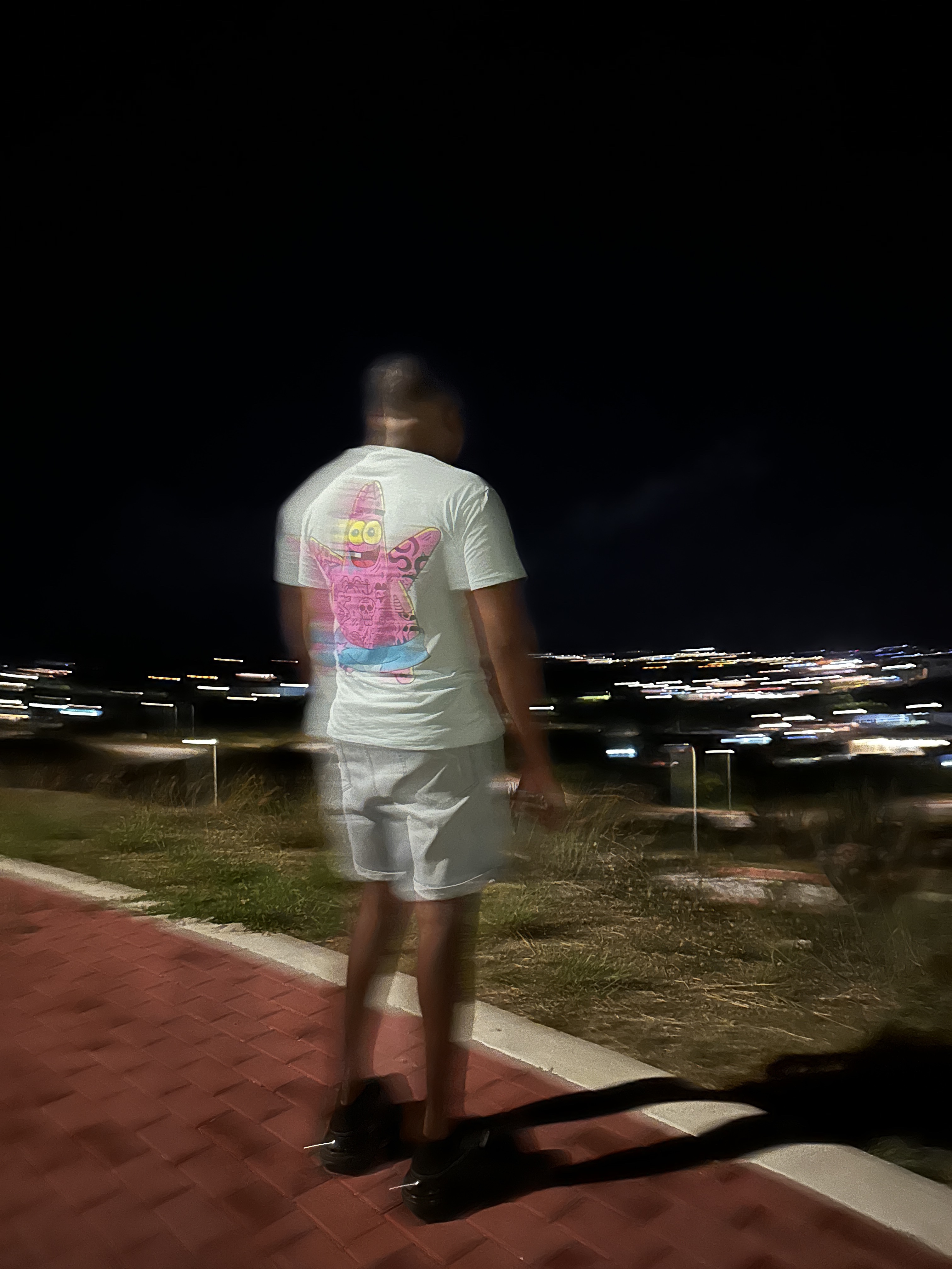 Tinder profile picture for @curacao