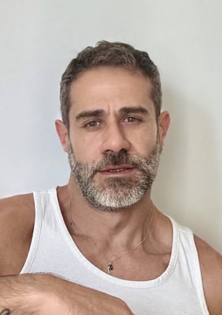 Tinder profile picture for @tighter