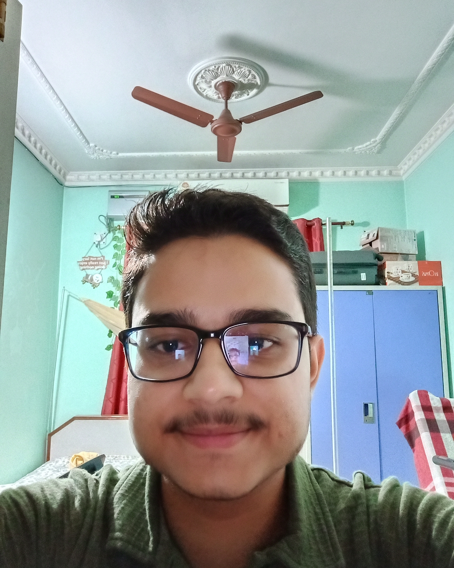 Tinder profile picture for @sv