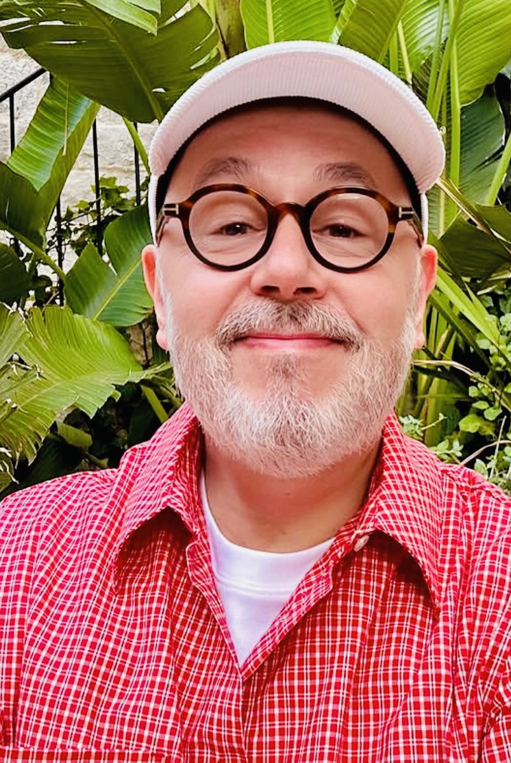 Tinder profile picture for @subbing