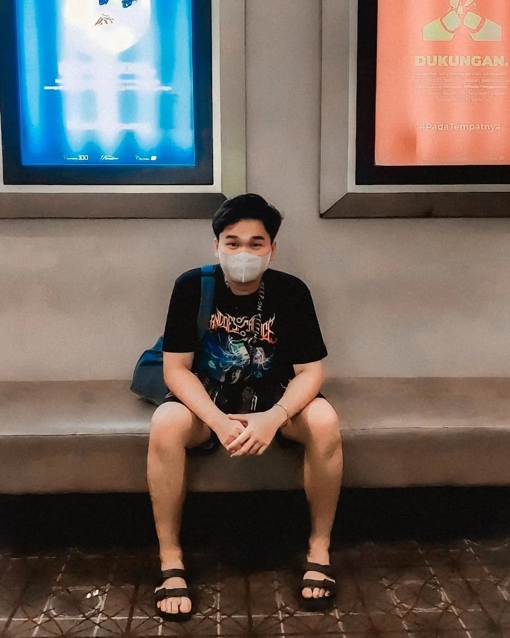 Tinder profile picture for @leci
