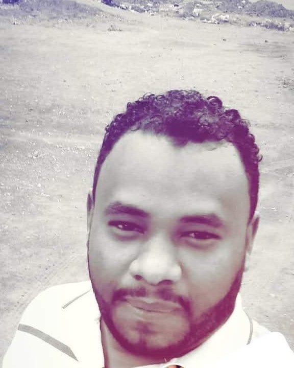 Tinder profile picture for @hamada