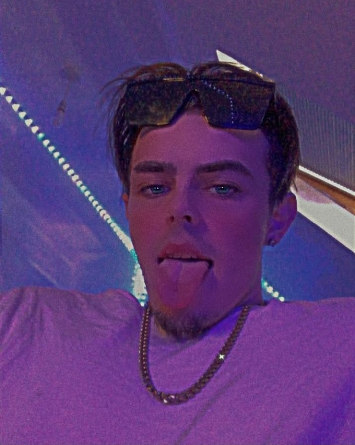 Tinder profile picture for @tougher