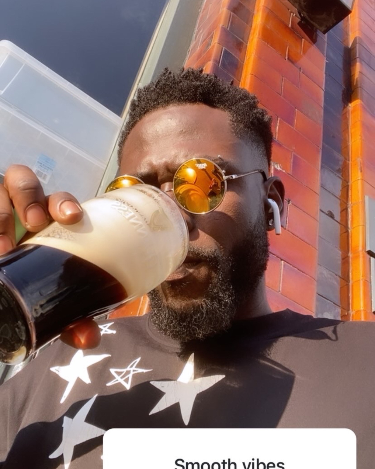Tinder profile picture for @blinks