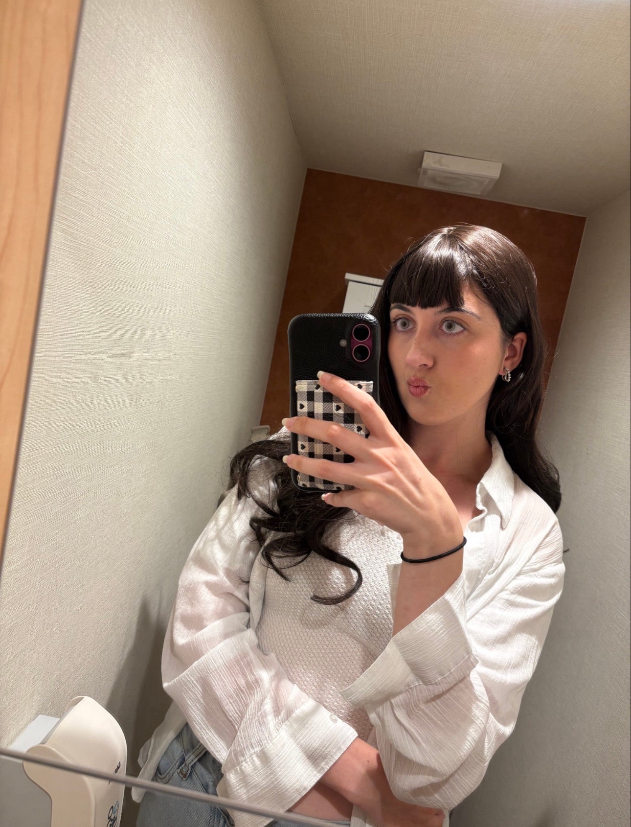 Tinder profile picture for @alba