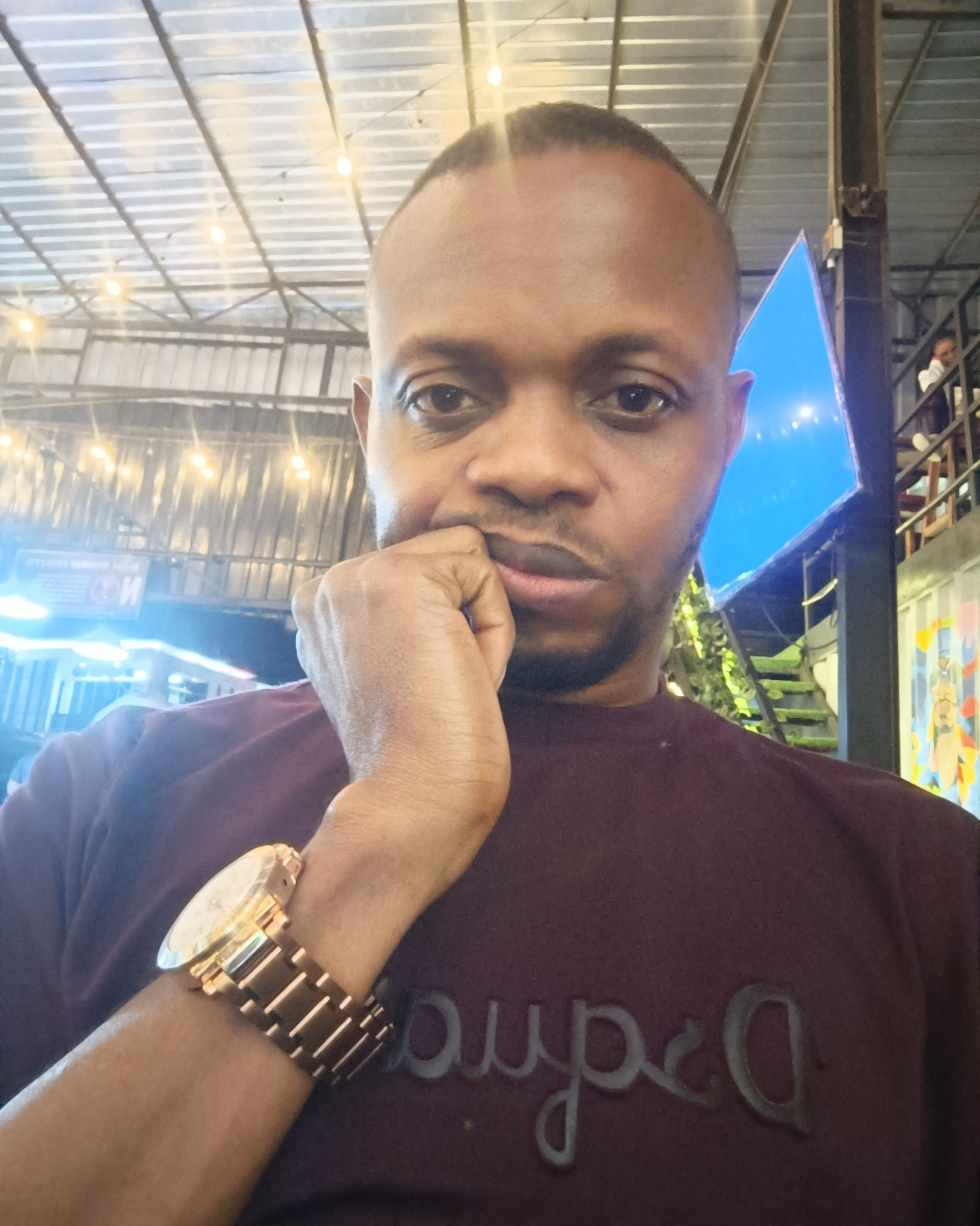 Tinder profile picture for @realm