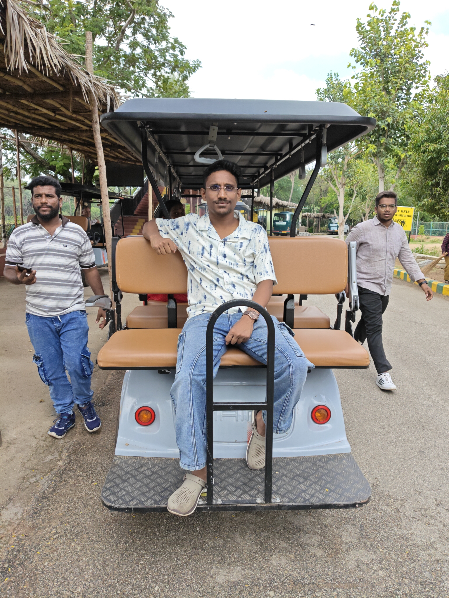 Tinder profile picture for @kushwaha