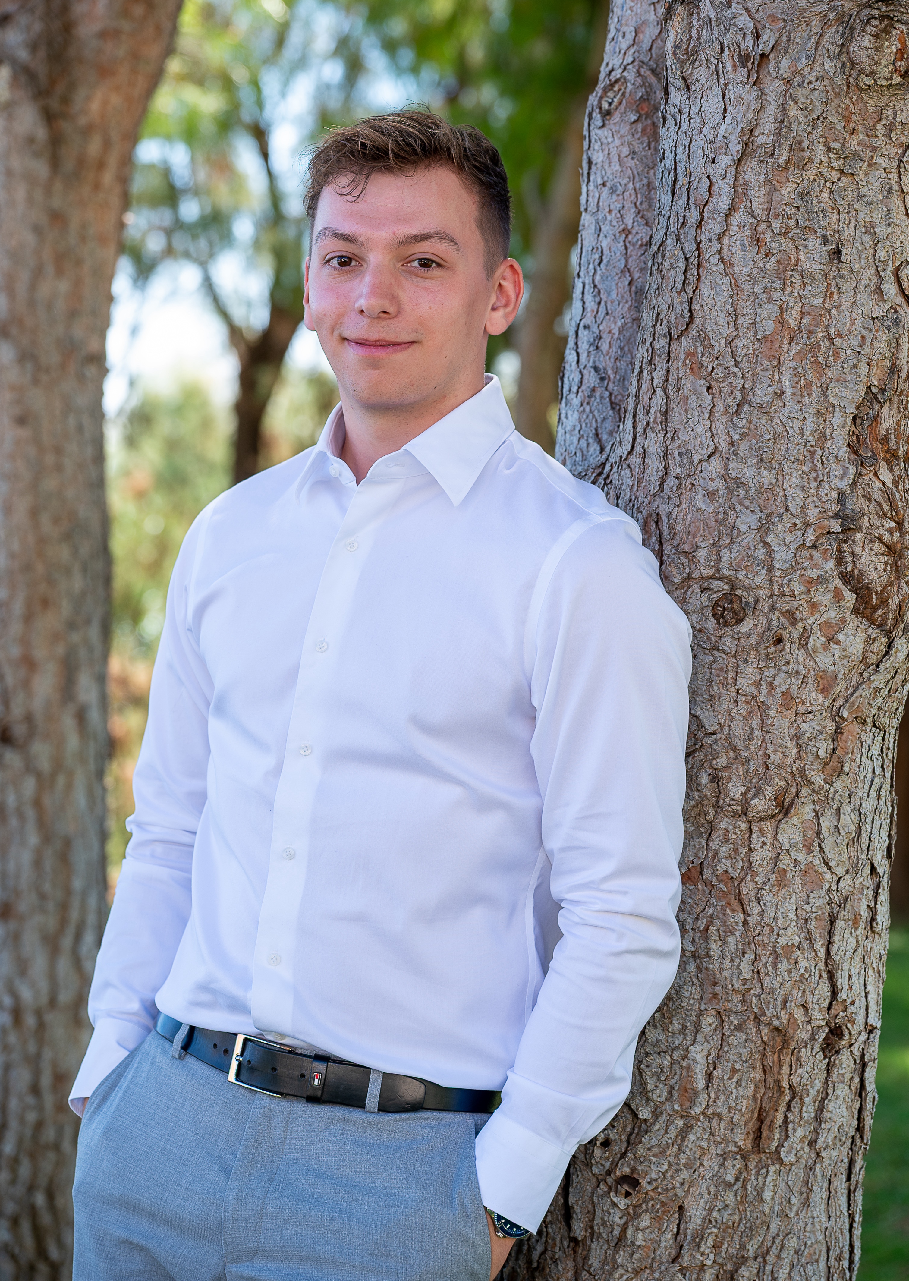 Tinder profile picture for @redler