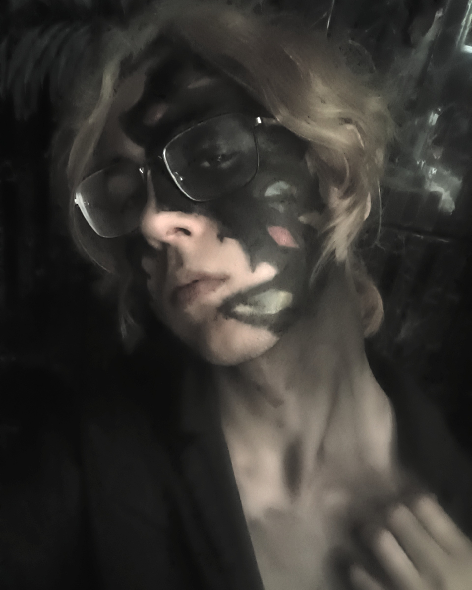 Tinder profile picture for @laro